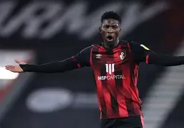 jiuyou-比利亚雷亚尔前锋