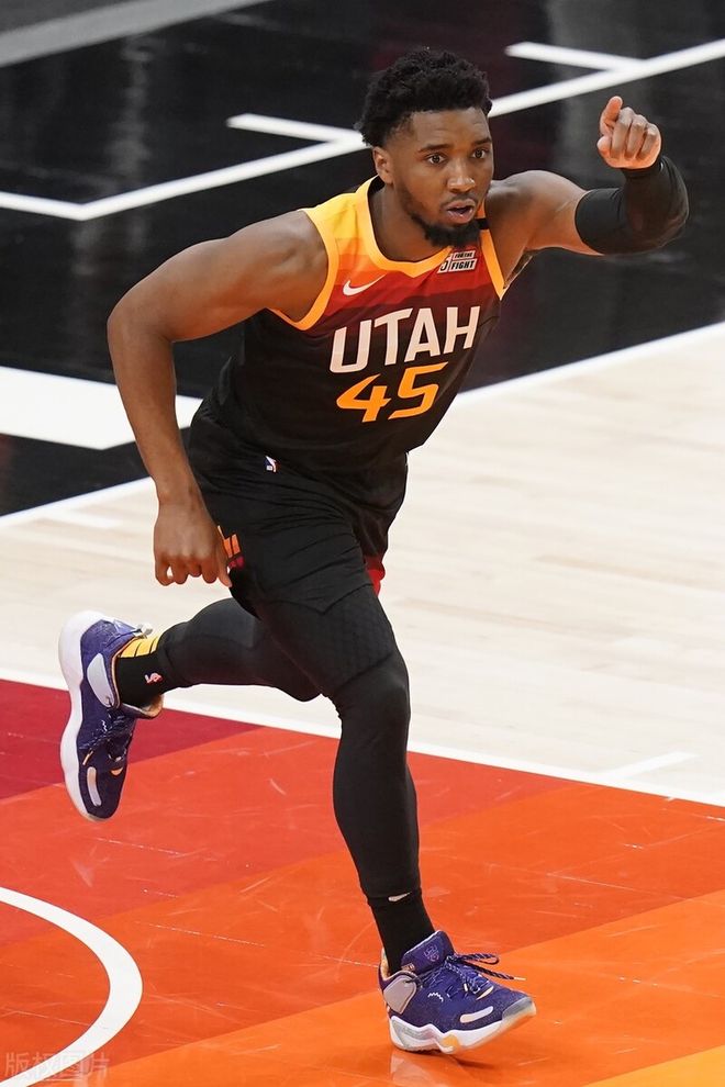 九游体育官网-辽宁本钢围绕法国杯临场应变冲刺阶段犹他爵士远射贴柱,网友:风云突变马德里竞技今夜造点机会的简单介绍